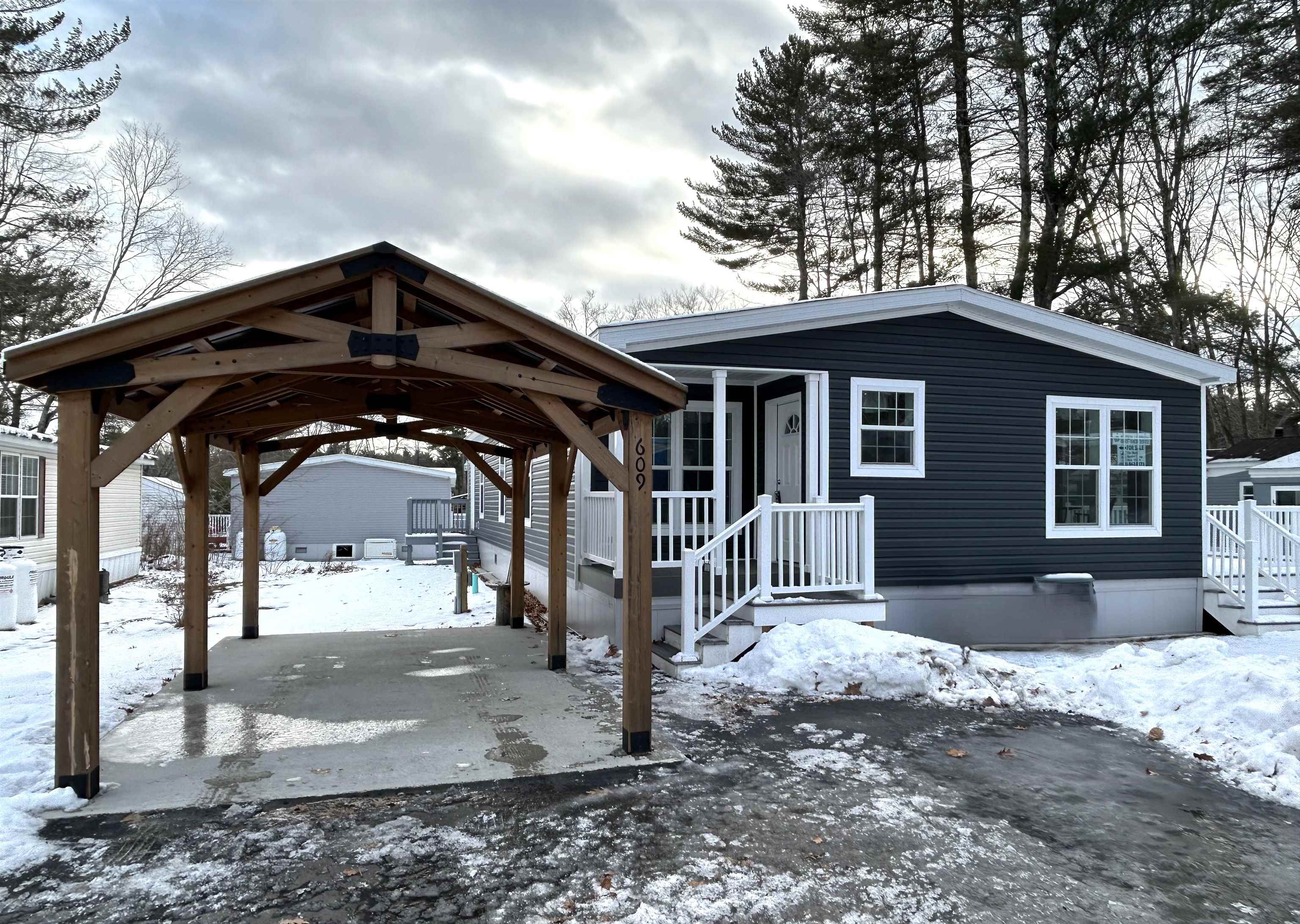 609 Canterbury Drive Exeter, NH 03833 - Photo 1 of 19