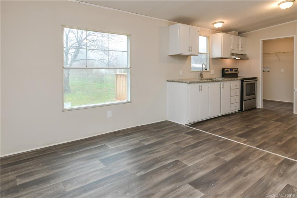 12119 Comanche Road Huntersville, NC 28078 - Photo 12 of 26 Gallery Image 12