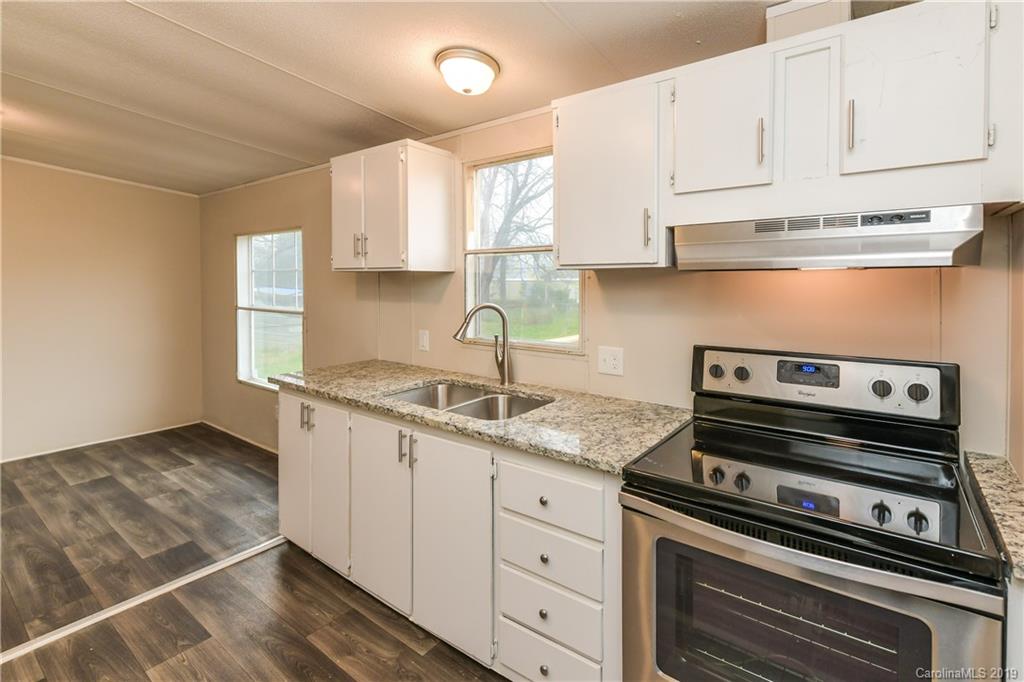 12119 Comanche Road Huntersville, NC 28078 - Photo 9 of 26 Gallery Image 9