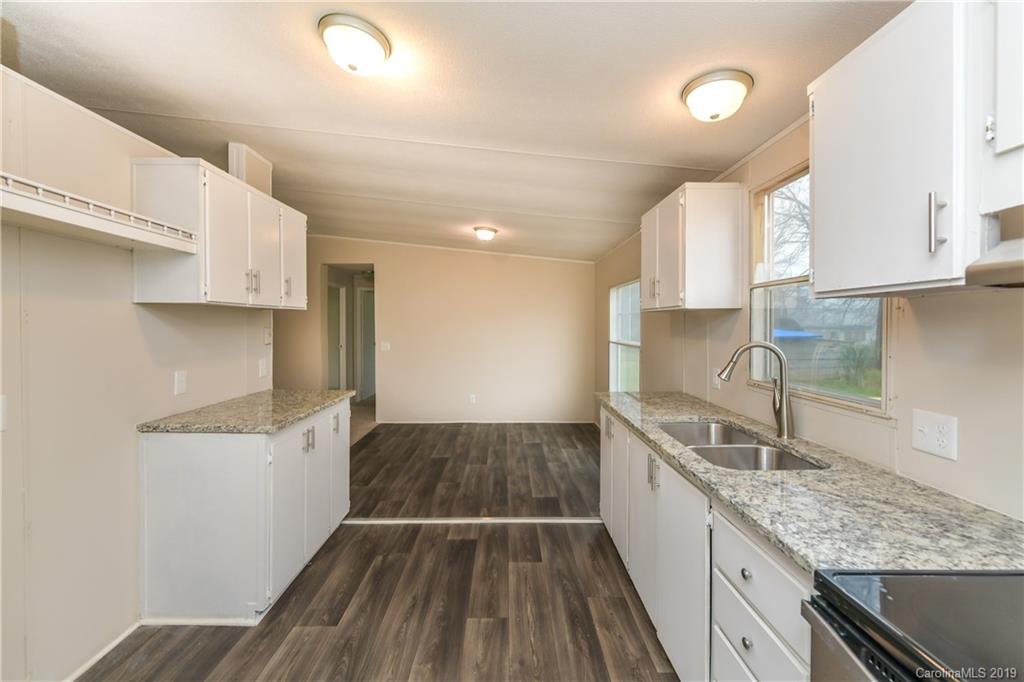 12119 Comanche Road Huntersville, NC 28078 - Photo 10 of 26 Gallery Image 10