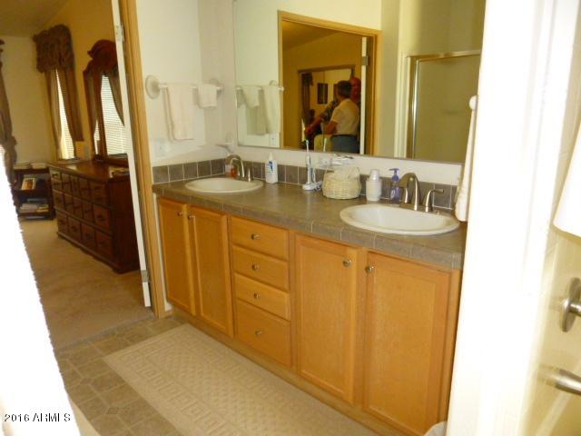 4702 North Razorback Drive Florence, AZ 85132 - Photo 19 of 36 Master Bathroom