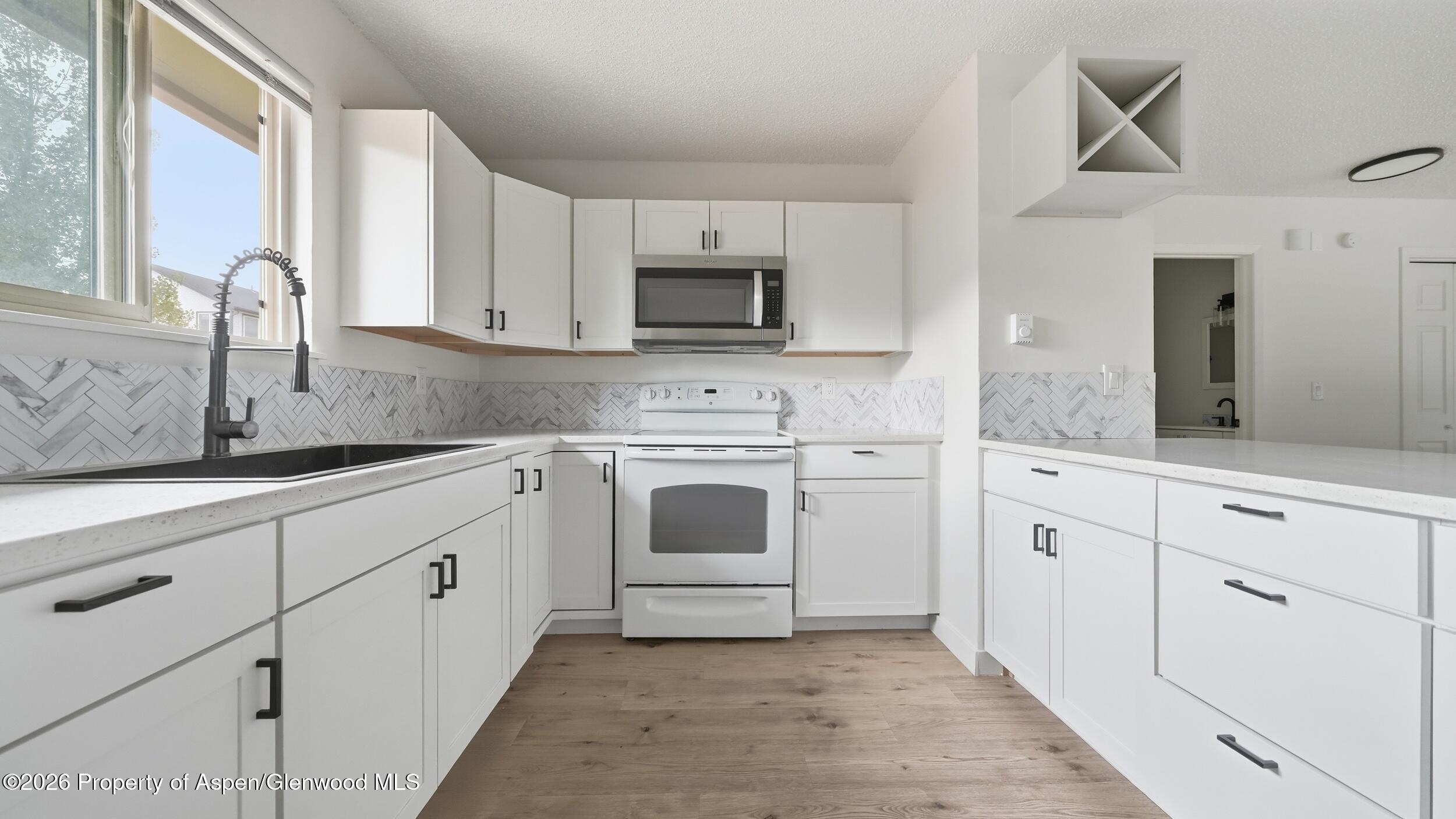 2415 West Avenue Rifle, CO 81650 - Photo 10 of 23 2415 Kitchen