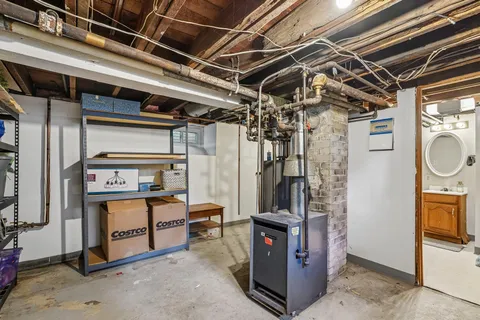 $269,000 | 302 Wyoming Street East, St. Paul, MN 55107