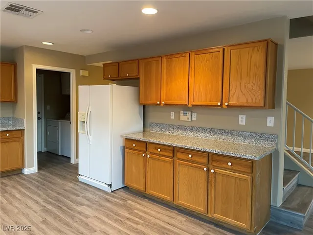 $2,195 | 9620 Christine View Court, Las Vegas, NV 89129