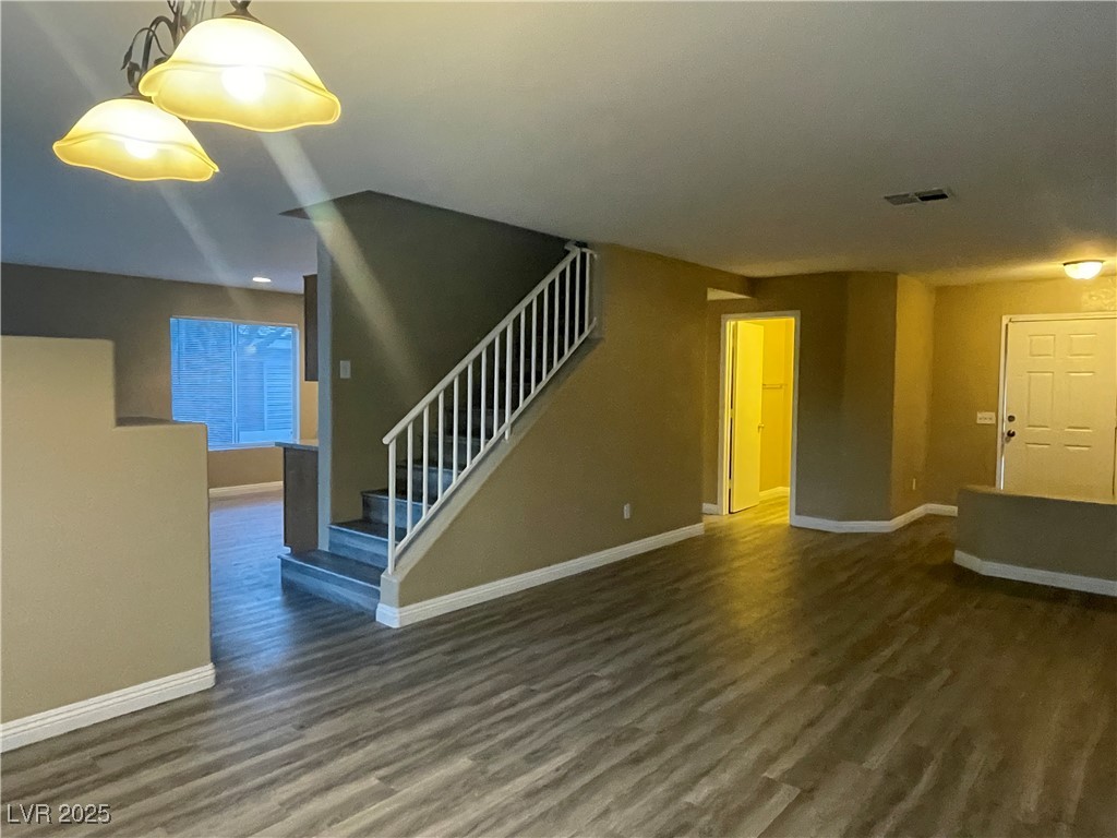 9620 Christine View Court Las Vegas, NV 89129 - Photo 7 of 25