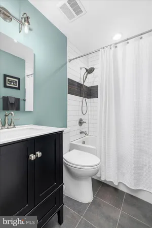 $574,999 | 5046 Summer Day Lane, Columbia, MD 21044