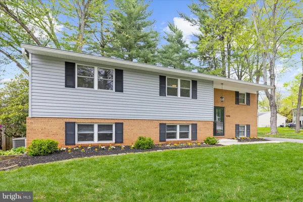 $574,999 | 5046 Summer Day Lane, Columbia, MD 21044