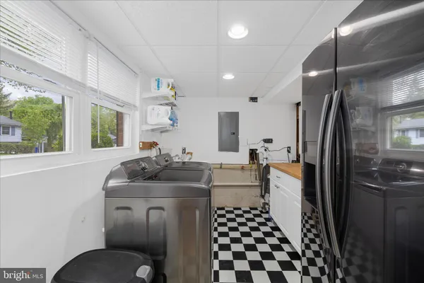 $574,999 | 5046 Summer Day Lane, Columbia, MD 21044