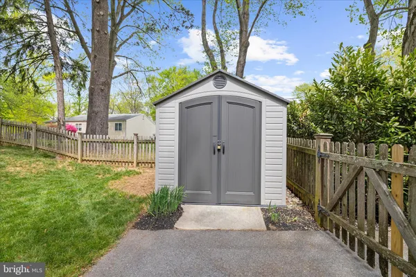 $574,999 | 5046 Summer Day Lane, Columbia, MD 21044