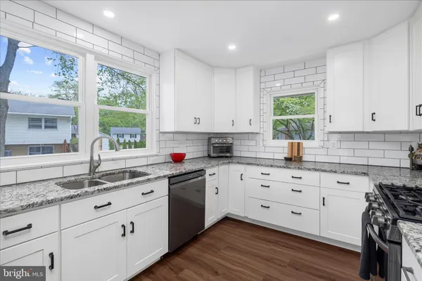 $574,999 | 5046 Summer Day Lane, Columbia, MD 21044