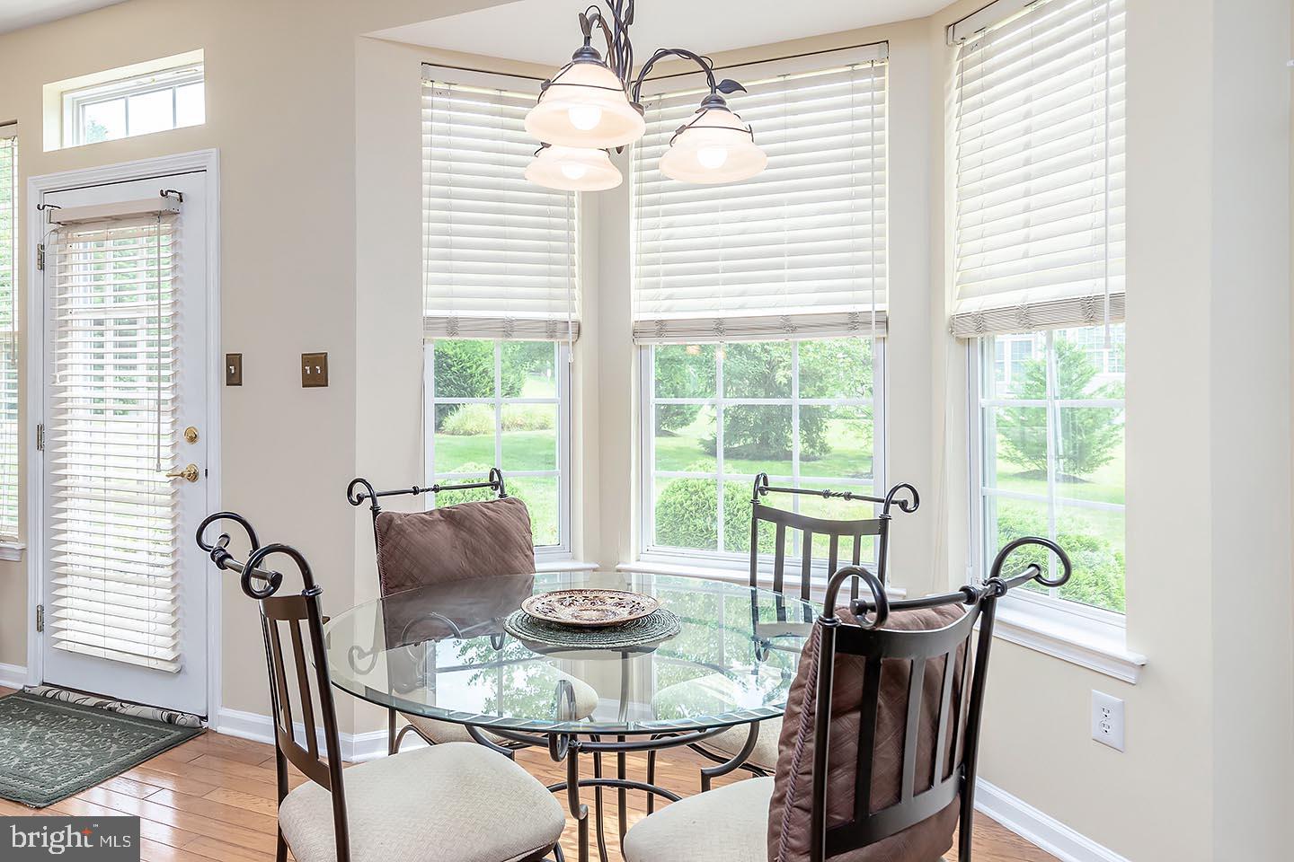 41 Danbury Road Swedesboro, NJ 08085 - Photo 14 of 24 Quaint Breakfast Nook w/Bay Window