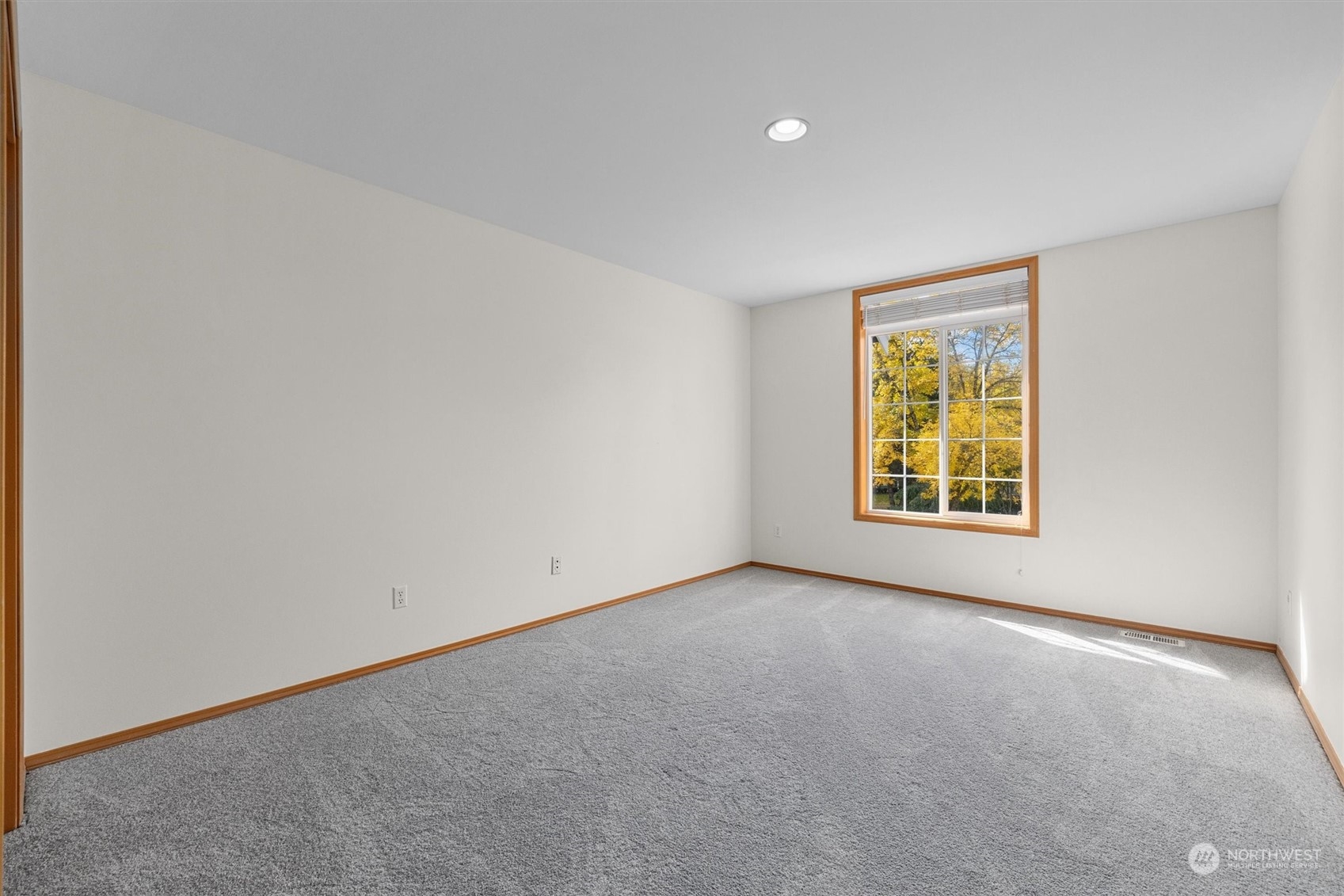 2510 Monroe Court Northeast Renton, WA 98056 - Photo 28 of 40 Gallery Image 28