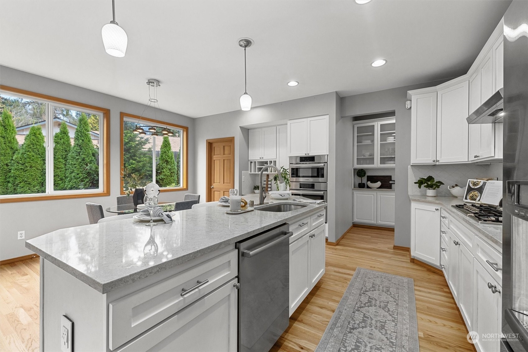 2510 Monroe Court Northeast Renton, WA 98056 - Photo 8 of 40 Gallery Image 8