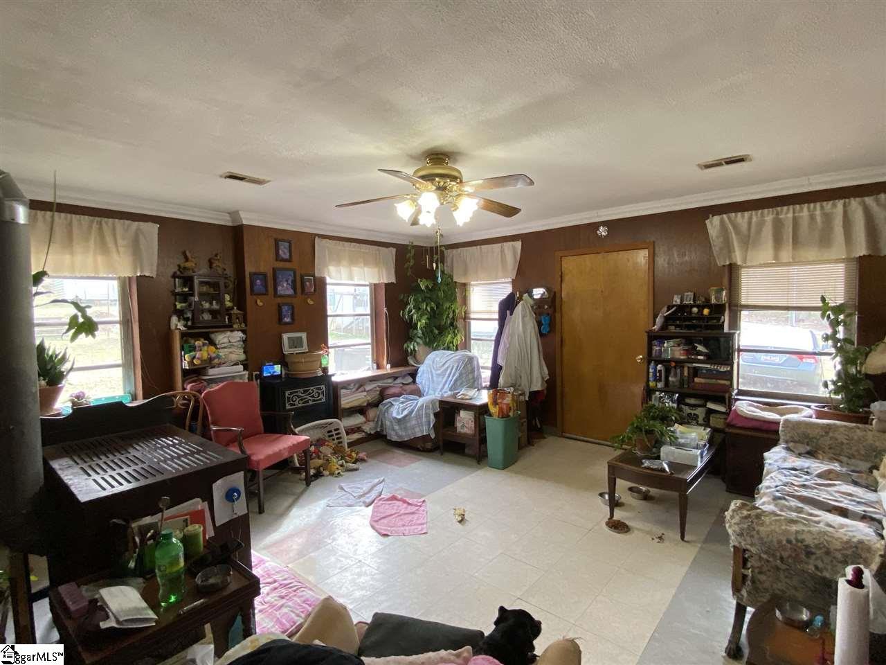 22 Reeves Avenue Greenville, SC 29605 - Photo 13 of 25