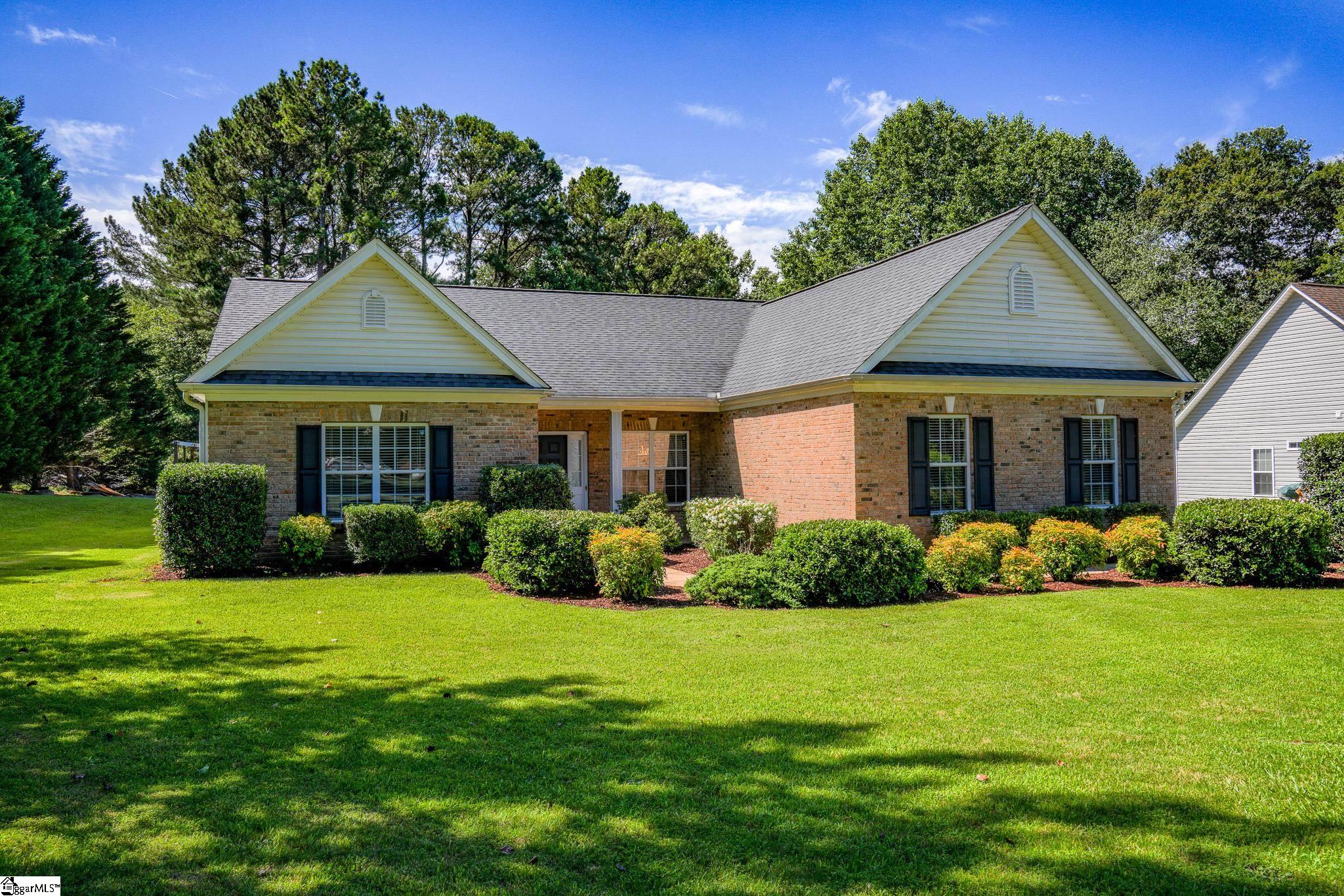 101 Riddle Road Simpsonville, SC 29681 - Photo 2 of 34 Gallery Image 2