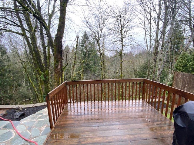 37227 Solso Road Sandy, OR 97055 - Photo 26 of 28 a view of backyard with a trees