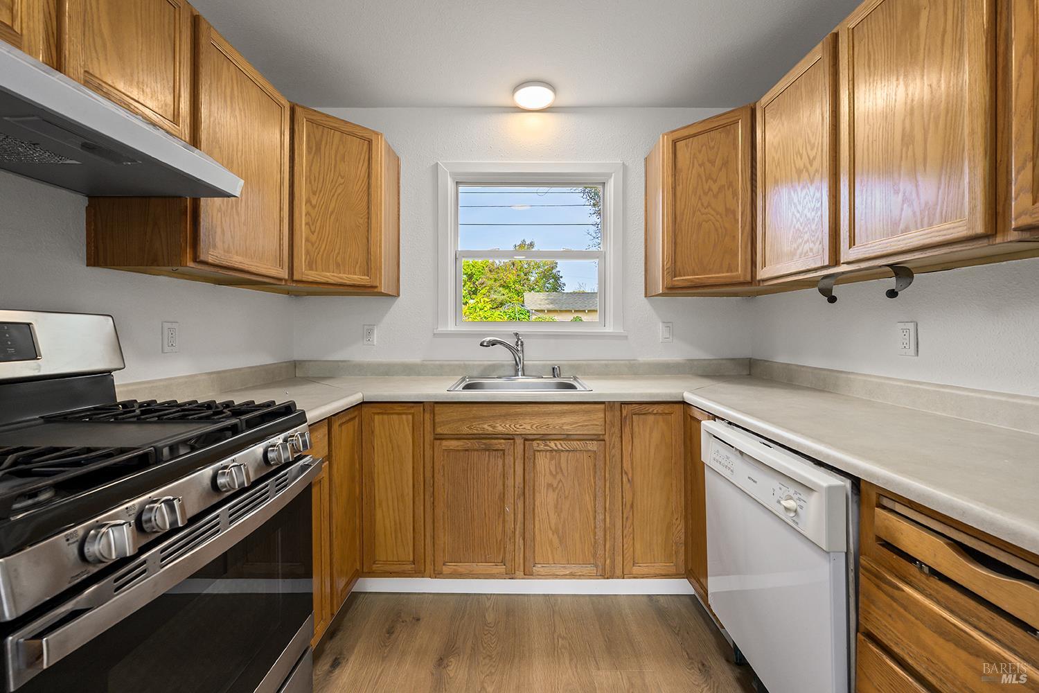 3119 Magowan Drive Santa Rosa, CA 95405 - Photo 17 of 24