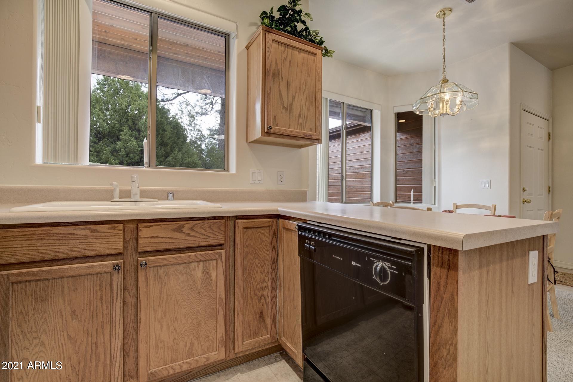 2114 Florence Road Payson, AZ 85541 - Photo 9 of 32 Kitchen to Dining