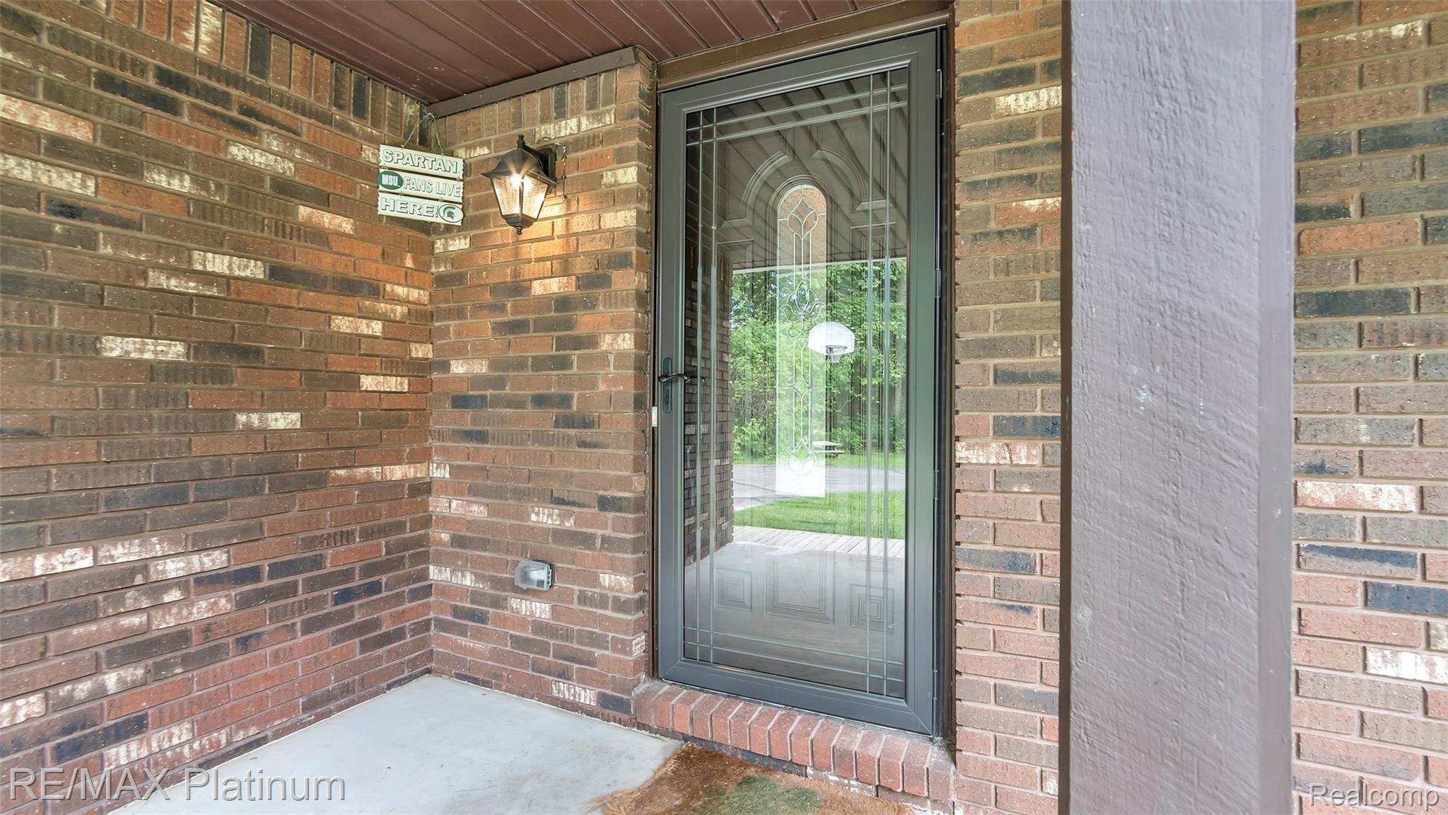 2798 North Tipsico Lake Road Hartland, MI 48353 - Photo 5 of 52 2798-North-Tipsico-Lake-Road-Hartland-Township-Michigan-windowstill-7.jpg