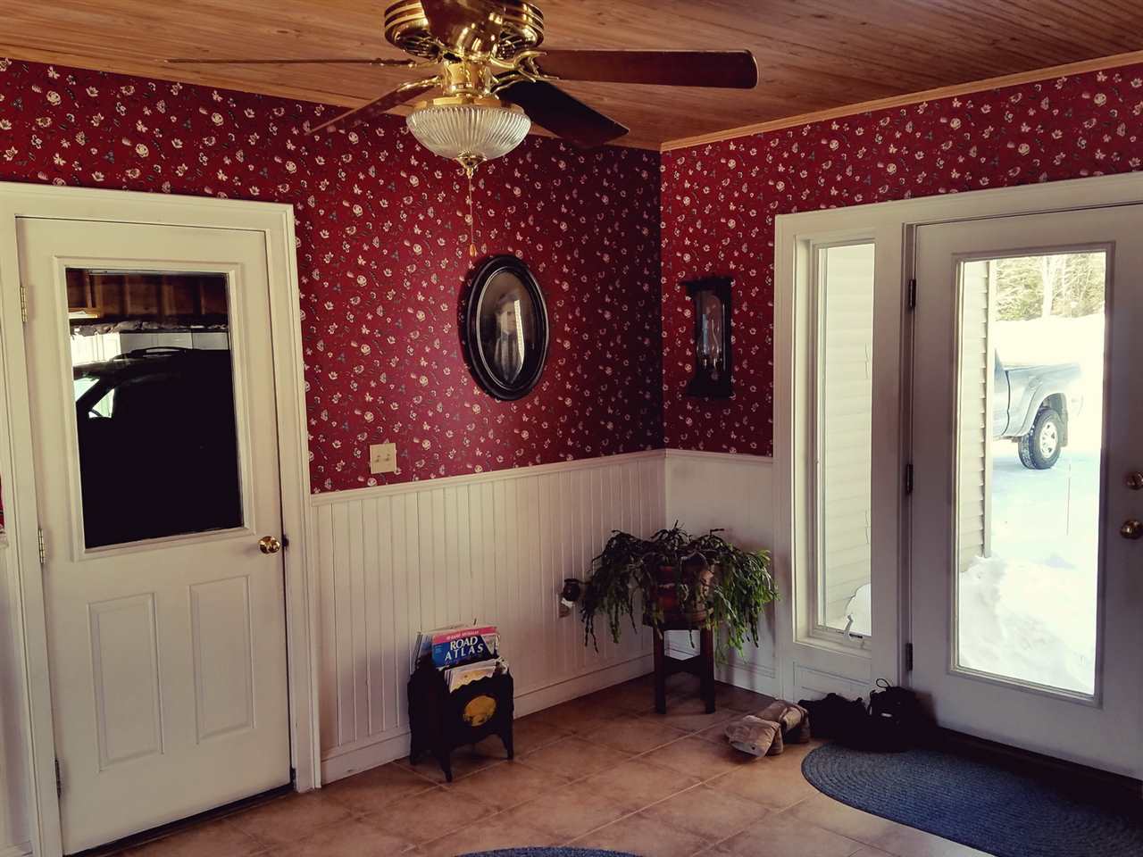 95 Turnpike Road Jefferson, NH 03583 - Photo 8 of 40