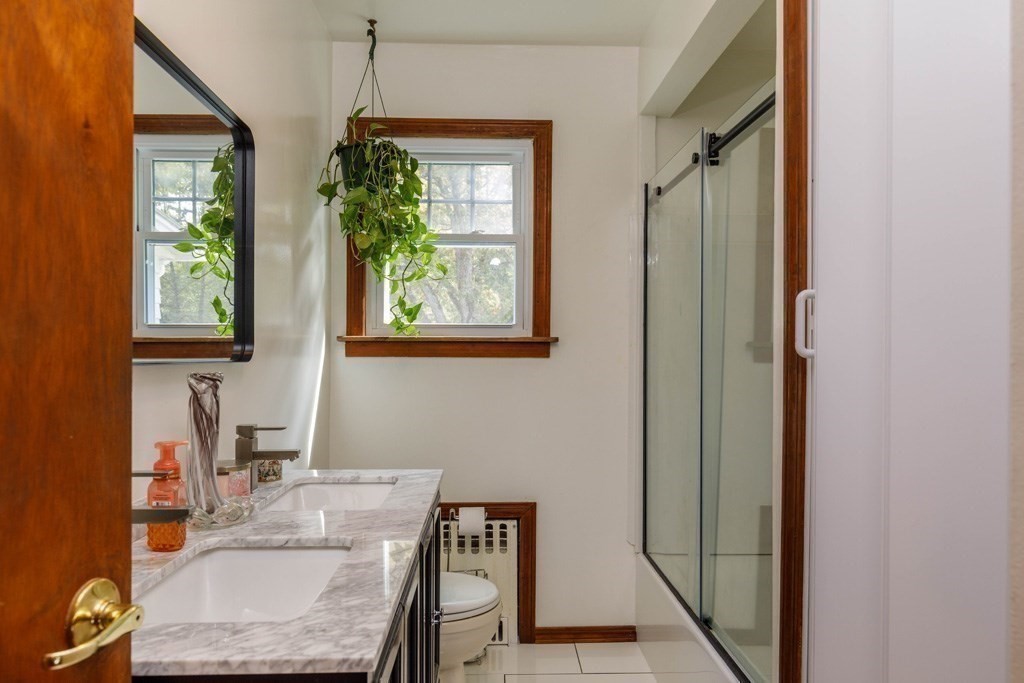 167 Lancaster Road Berlin, MA 01503 - Photo 9 of 29 Gallery Image 9