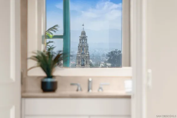 $4,400,000 | 2500 Sixth Avenue, Unit PH5, San Diego, CA 92103