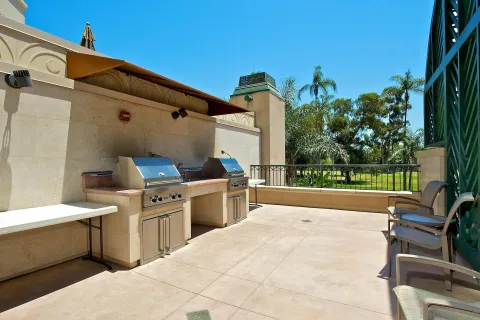 $4,400,000 | 2500 Sixth Avenue, Unit PH5, San Diego, CA 92103