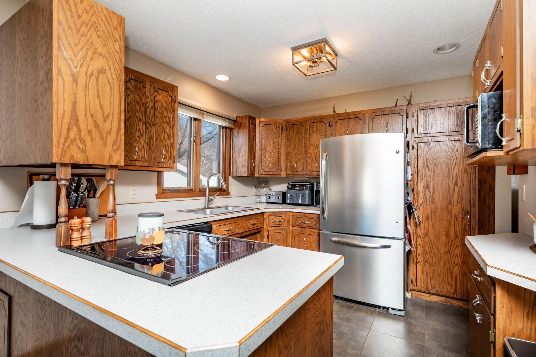 2601 Atlantic Drive South Fargo, ND 58103 - Photo 10 of 51