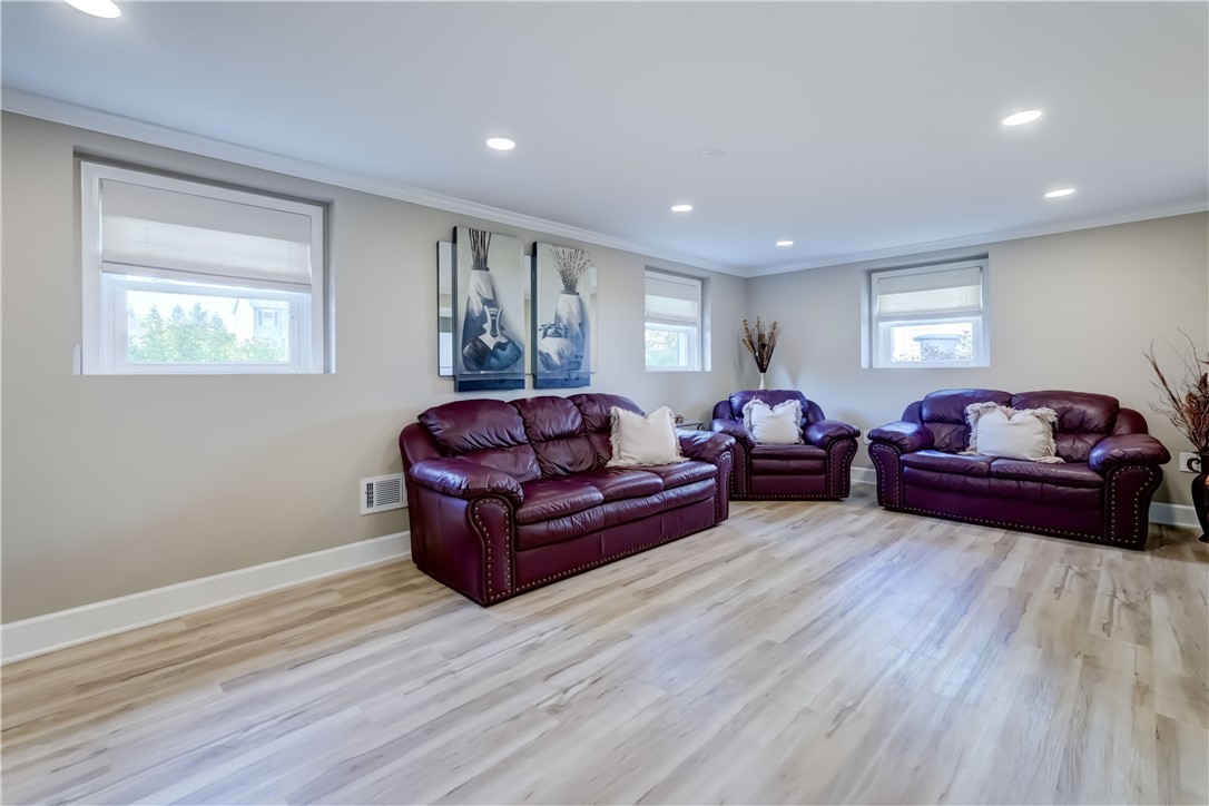 336 Beckwith Road Henrietta, NY 14586 - Photo 22 of 42