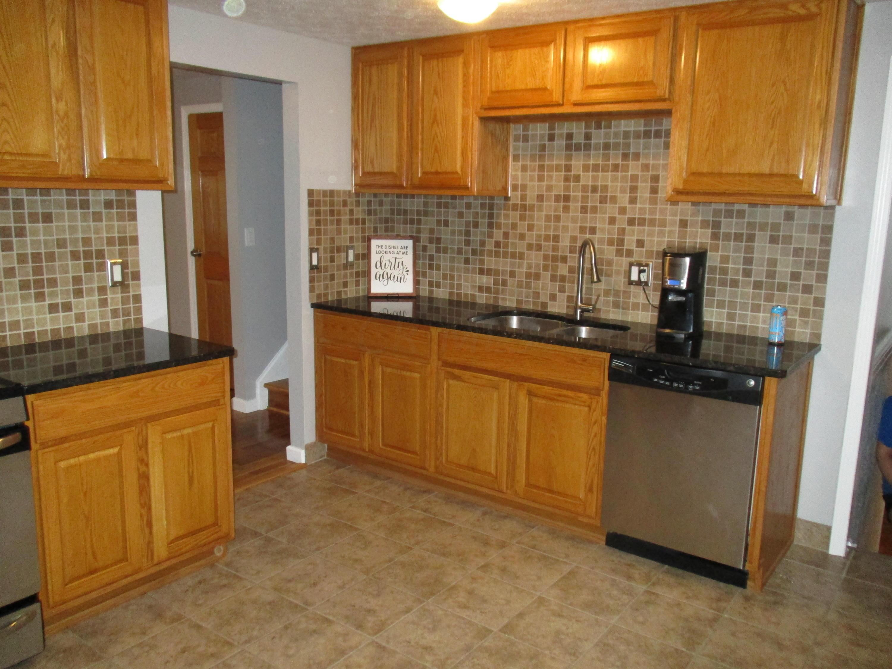 1813 Brookfield Road Columbus, OH 43229 - Photo 9 of 33 Gallery Image 9