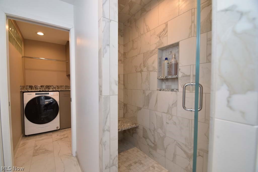 12632 Cedar Road Cleveland Heights, OH 44106 - Photo 21 of 29 Master Suite full Bath with steam shower.