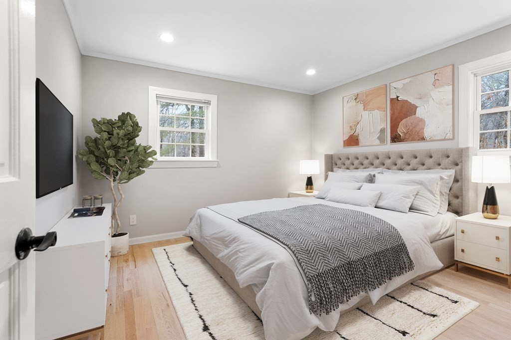 174 Plymouth Road Hanover, MA 02339 - Photo 5 of 36 Gallery Image 5