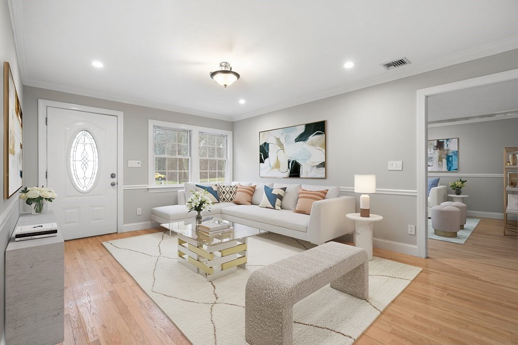 174 Plymouth Road Hanover, MA 02339 - Photo 6 of 36 Gallery Image 6