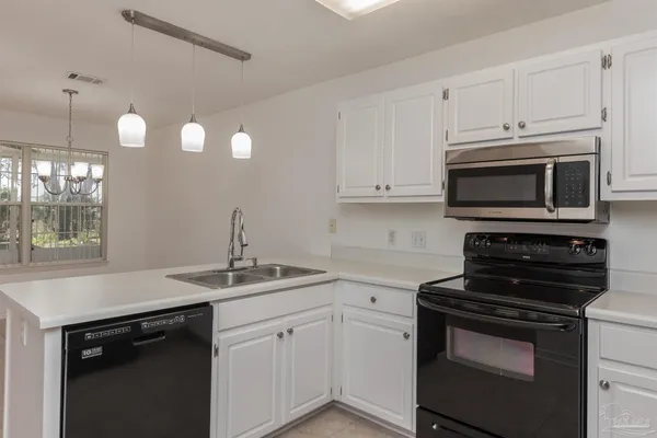 $2,200 | 25 Littleton Street, Cantonment, FL 32533