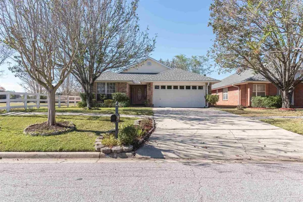 $2,200 | 25 Littleton Street, Cantonment, FL 32533