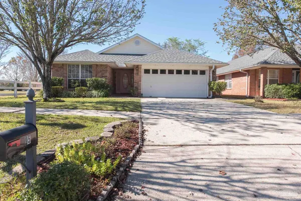 $2,200 | 25 Littleton Street, Cantonment, FL 32533