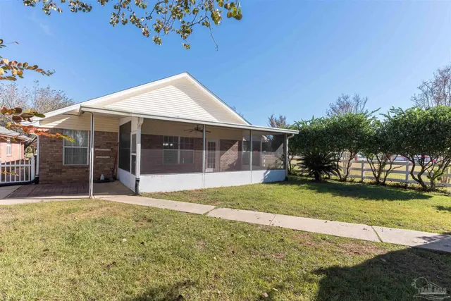 $2,200 | 25 Littleton Street, Cantonment, FL 32533