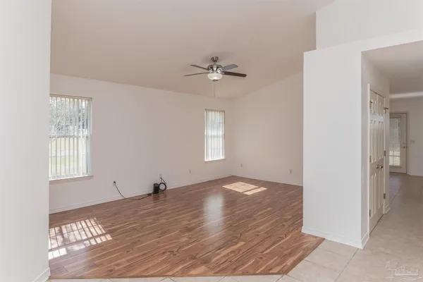 $2,200 | 25 Littleton Street, Cantonment, FL 32533