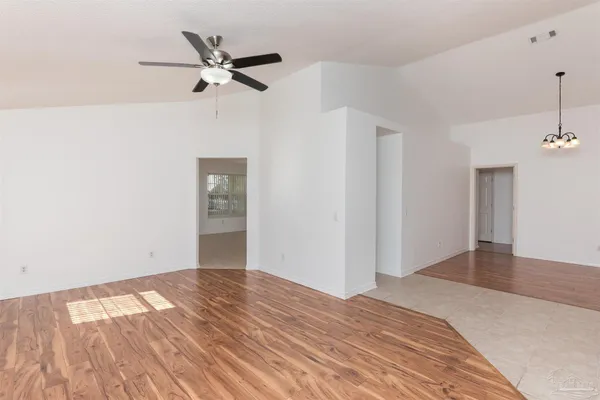 $2,200 | 25 Littleton Street, Cantonment, FL 32533