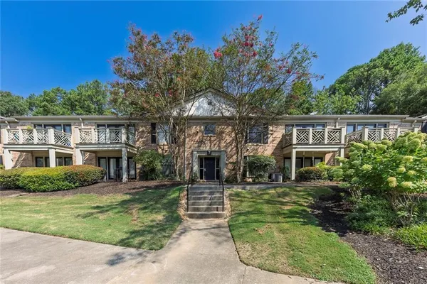 $270,000 | 3650 Ashford Dunwoody Road Northeast, Unit 718, Atlanta, GA 30319