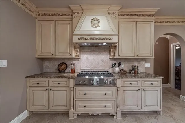 $550,000 | 435 Downs Lane, Alexandria, LA 71303