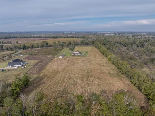 $550,000 | 435 Downs Lane, Alexandria, LA 71303