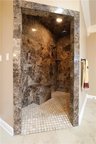 $550,000 | 435 Downs Lane, Alexandria, LA 71303