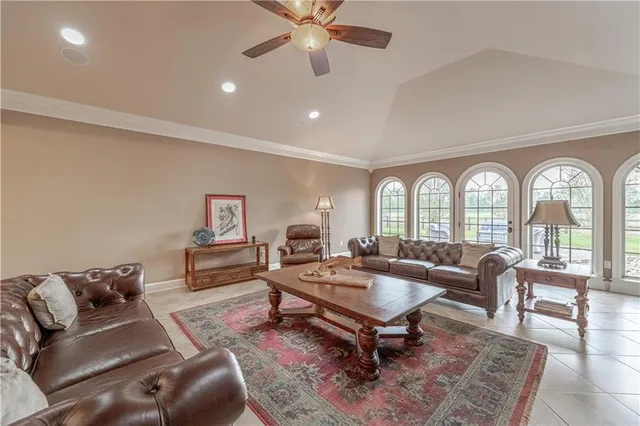 $550,000 | 435 Downs Lane, Alexandria, LA 71303