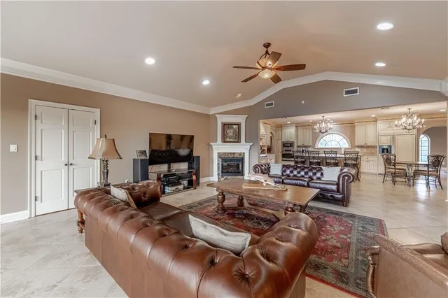 $550,000 | 435 Downs Lane, Alexandria, LA 71303