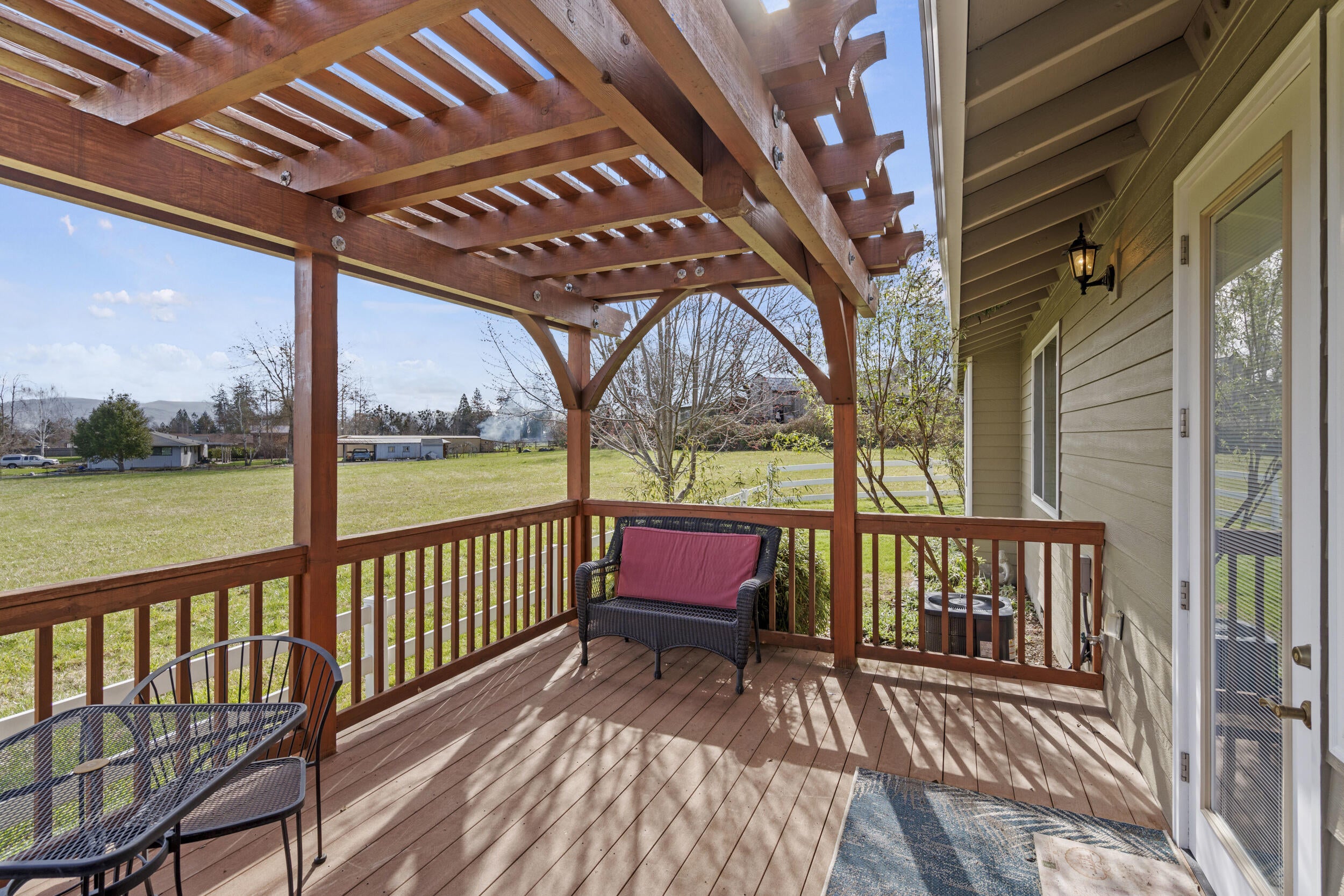 2911 Heritage Road Central Point, OR 97502 - Photo 43 of 59 50_2911 heritage road - 42