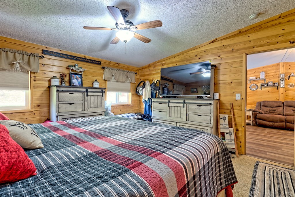 1483 Hilltop Road Murphy, NC 28906 - Photo 15 of 74