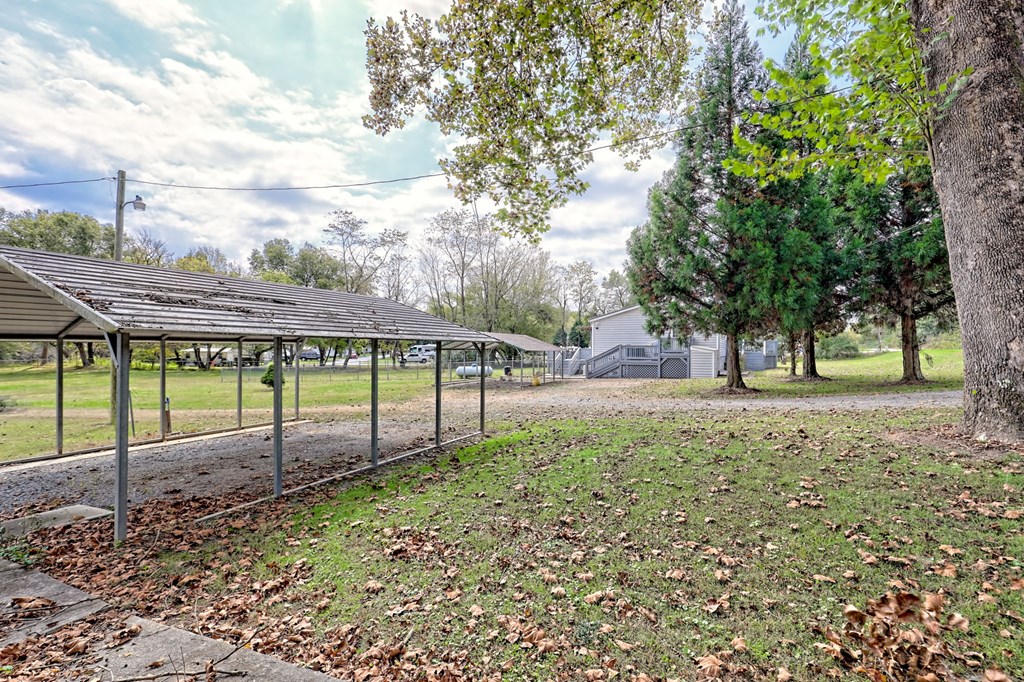1483 Hilltop Road Murphy, NC 28906 - Photo 65 of 74 a view of outdoor space with garden