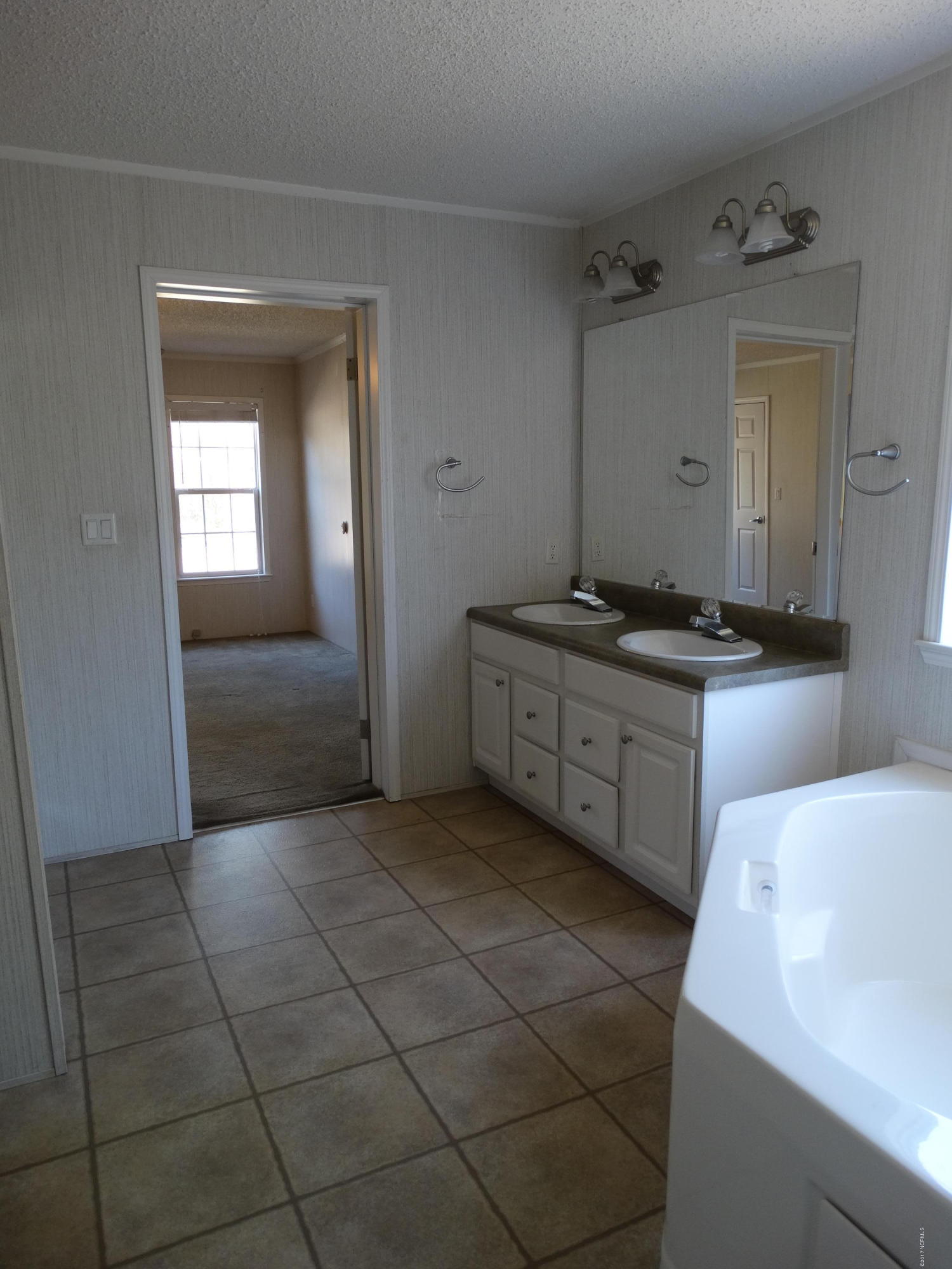 158 Stocking Head Road Rose Hill, NC 28458 - Photo 15 of 19 DSC00453