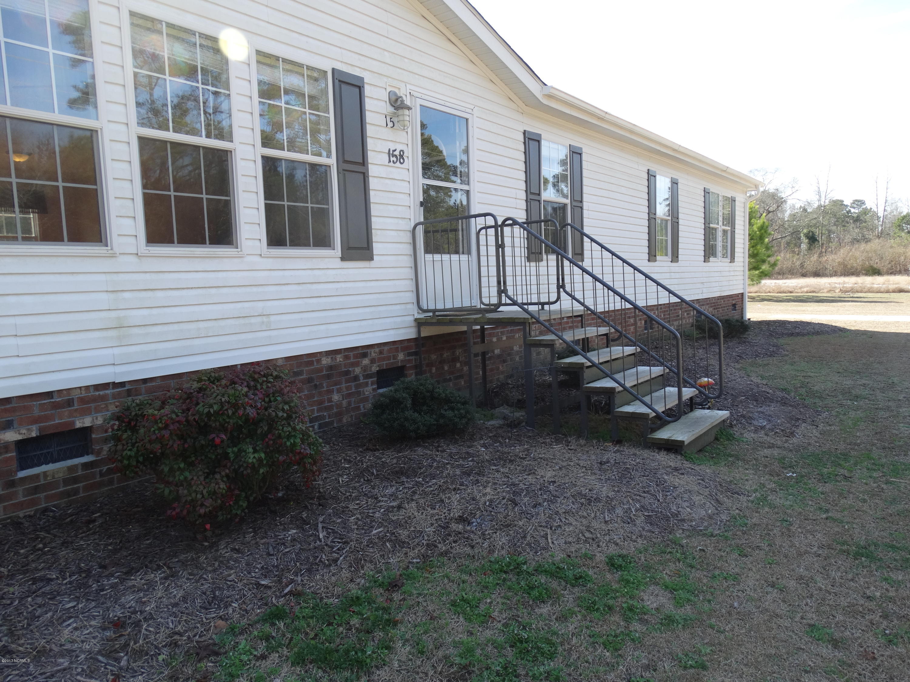 158 Stocking Head Road Rose Hill, NC 28458 - Photo 3 of 19 DSC00436